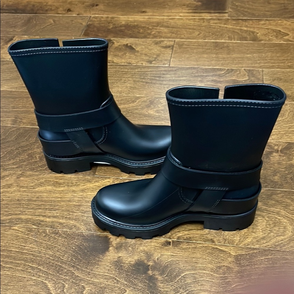 NWT, Jeffrey Campbell Buckle RainBoots - Picture 3 of 8